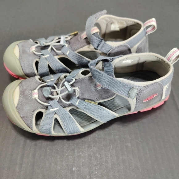 Keen Seacamp 11 CNX  Grey/Pink Adjustable Hiking Sandal Size US 7 - Picture 1 of 8